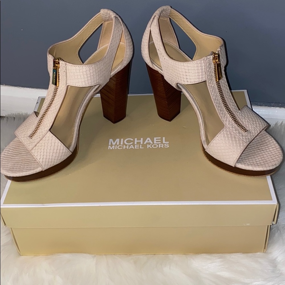 Berkeley Sandal Embossed Leather - image 2